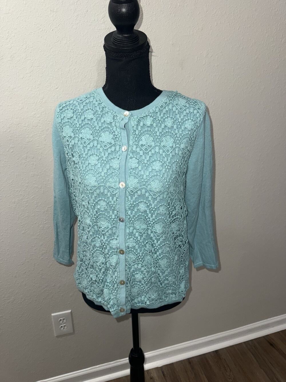 Alfred Dunner Petite PM Teal Blue Lace Overlay Cardigan Sweater Crochet Floral